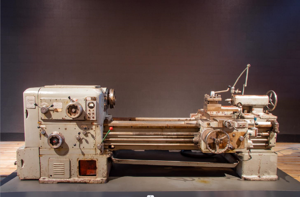 CW6163型630毫米普通车床