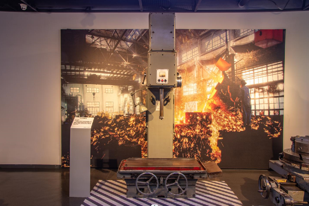 M4215型立式珩磨机